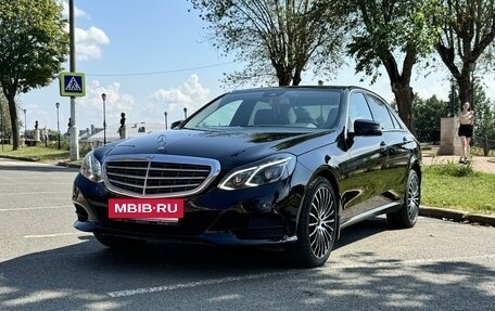 Mercedes-Benz E-Класс, 2013 год, 2 300 000 рублей, 3 фотография