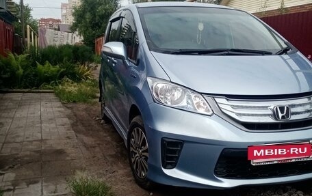 Honda Freed I, 2014 год, 1 380 000 рублей, 3 фотография