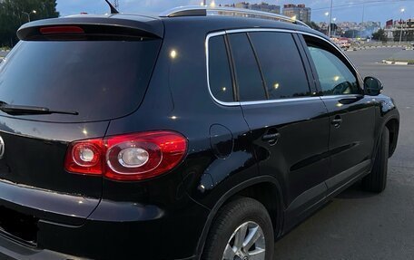 Volkswagen Tiguan I, 2011 год, 1 250 000 рублей, 2 фотография