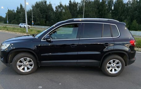 Volkswagen Tiguan I, 2011 год, 1 250 000 рублей, 4 фотография