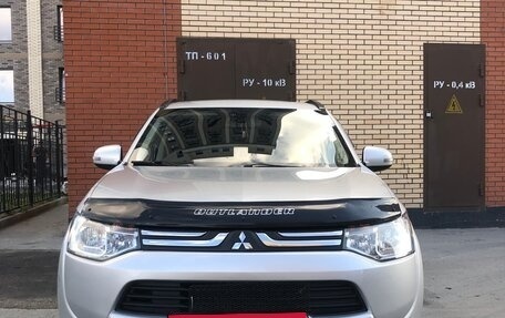 Mitsubishi Outlander III рестайлинг 3, 2013 год, 1 750 000 рублей, 5 фотография