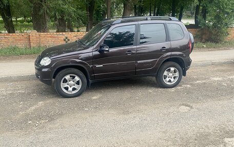 Chevrolet Niva I рестайлинг, 2011 год, 615 000 рублей, 6 фотография