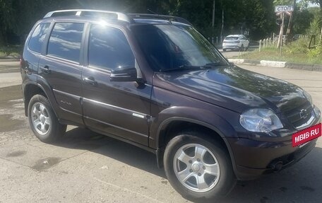 Chevrolet Niva I рестайлинг, 2011 год, 615 000 рублей, 3 фотография