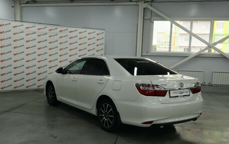 Toyota Camry, 2016 год, 2 100 000 рублей, 5 фотография