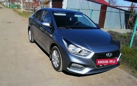 Hyundai Solaris II рестайлинг, 2017 год, 1 450 000 рублей, 3 фотография