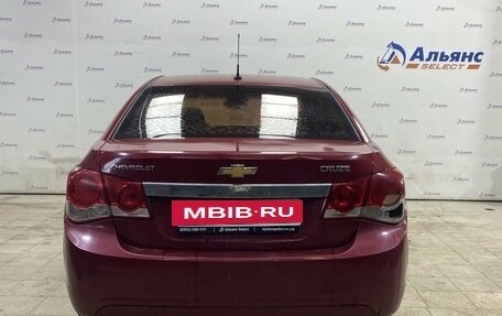 Chevrolet Cruze II, 2010 год, 450 000 рублей, 4 фотография