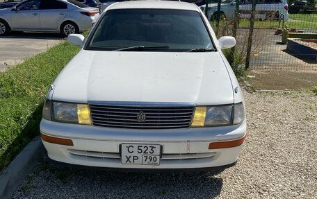 Toyota Crown, 1993 год, 450 000 рублей, 2 фотография