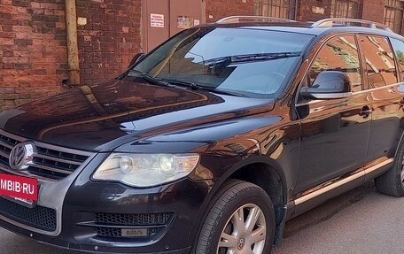 Volkswagen Touareg III, 2008 год, 1 350 000 рублей, 1 фотография