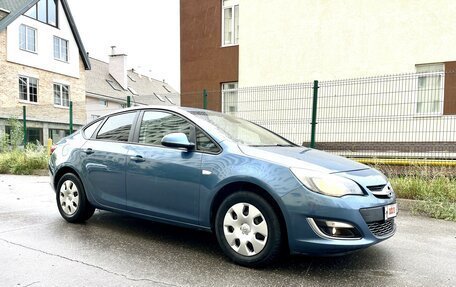 Opel Astra J, 2012 год, 980 000 рублей, 4 фотография