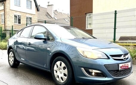 Opel Astra J, 2012 год, 980 000 рублей, 5 фотография