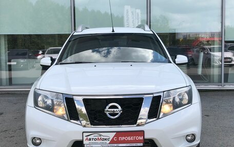 Nissan Terrano III, 2018 год, 1 450 000 рублей, 3 фотография