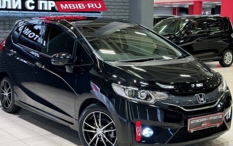 Honda Fit III, 2013 год, 1 357 000 рублей, 2 фотография