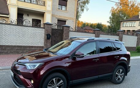 Toyota RAV4, 2016 год, 2 320 000 рублей, 6 фотография