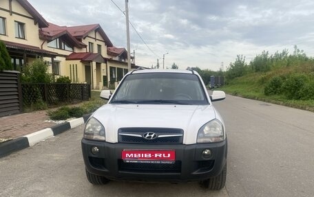 Hyundai Tucson III, 2008 год, 1 120 000 рублей, 1 фотография