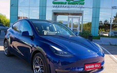 Tesla Model Y I, 2021 год, 5 700 000 рублей, 4 фотография