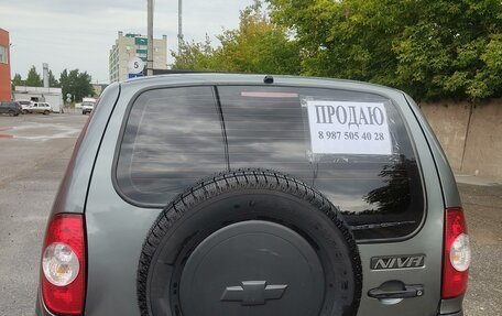 Chevrolet Niva I рестайлинг, 2011 год, 580 000 рублей, 2 фотография