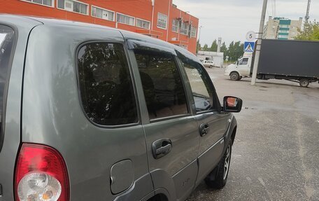 Chevrolet Niva I рестайлинг, 2011 год, 580 000 рублей, 3 фотография