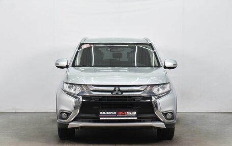 Mitsubishi Outlander III рестайлинг 3, 2017 год, 2 699 995 рублей, 2 фотография