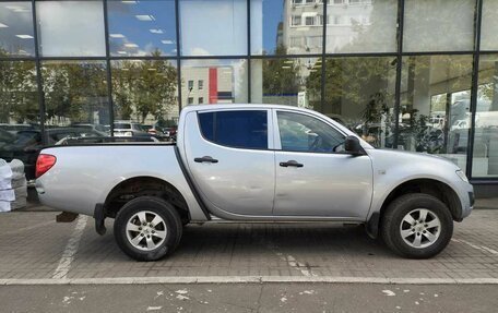 Mitsubishi L200 IV рестайлинг, 2010 год, 1 350 000 рублей, 4 фотография