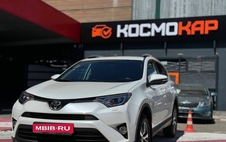 Toyota RAV4, 2018 год, 2 900 000 рублей, 1 фотография