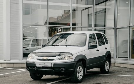 Chevrolet Niva I рестайлинг, 2019 год, 922 600 рублей, 1 фотография