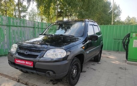 Chevrolet Niva I рестайлинг, 2011 год, 600 000 рублей, 1 фотография