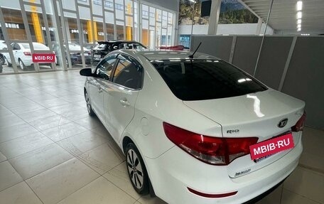 KIA Rio III рестайлинг, 2015 год, 1 370 000 рублей, 6 фотография