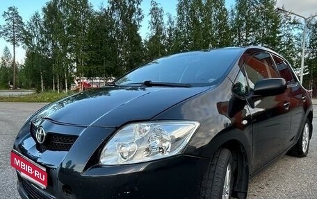 Toyota Auris II, 2008 год, 700 000 рублей, 1 фотография