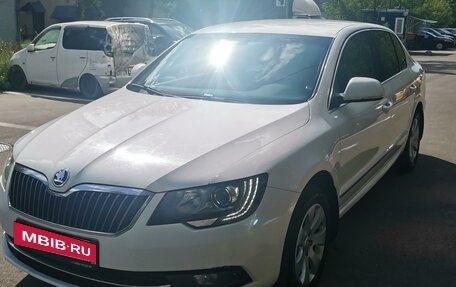 Skoda Superb III рестайлинг, 2013 год, 1 200 000 рублей, 1 фотография