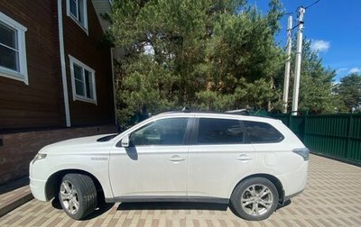 Mitsubishi Outlander III рестайлинг 3, 2013 год, 1 700 000 рублей, 1 фотография