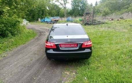 Mercedes-Benz E-Класс, 2012 год, 1 400 000 рублей, 3 фотография