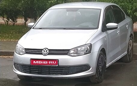 Volkswagen Polo VI (EU Market), 2013 год, 899 990 рублей, 1 фотография