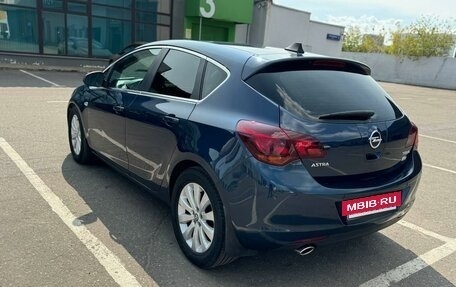 Opel Astra J, 2011 год, 670 000 рублей, 5 фотография