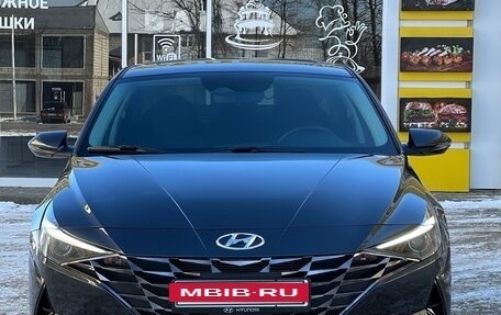 Hyundai Elantra, 2020 год, 2 130 000 рублей, 2 фотография