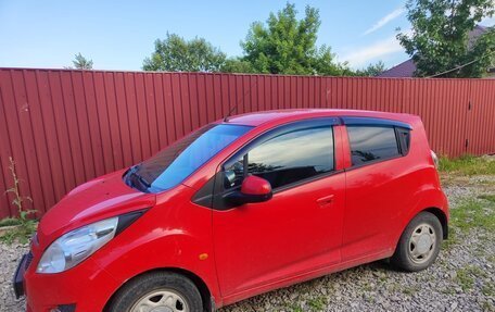 Chevrolet Spark III, 2011 год, 620 000 рублей, 2 фотография