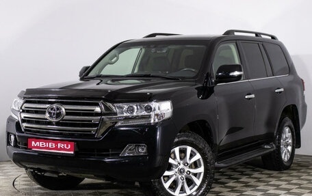 Toyota Land Cruiser 200, 2016 год, 6 300 000 рублей, 1 фотография