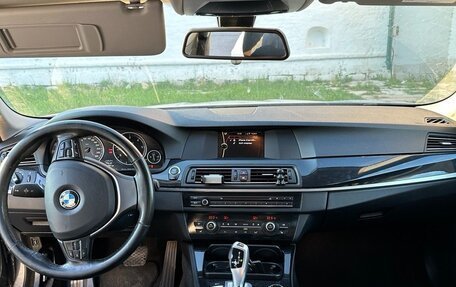 BMW 5 серия, 2013 год, 1 900 000 рублей, 4 фотография