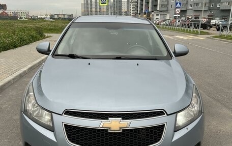 Chevrolet Cruze II, 2010 год, 650 000 рублей, 1 фотография