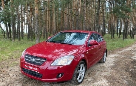 KIA cee'd I рестайлинг, 2009 год, 599 000 рублей, 1 фотография