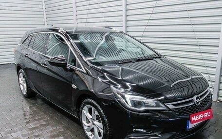 Opel Astra K, 2016 год, 920 000 рублей, 2 фотография