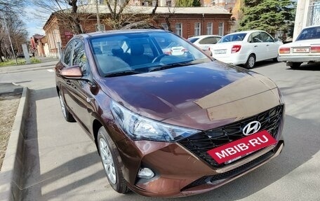 Hyundai Solaris II рестайлинг, 2022 год, 1 900 000 рублей, 2 фотография