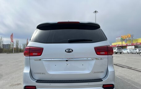 KIA Carnival III, 2019 год, 3 400 000 рублей, 6 фотография