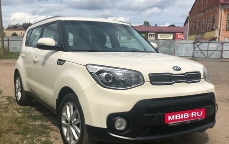 KIA Soul II рестайлинг, 2017 год, 1 580 000 рублей, 3 фотография