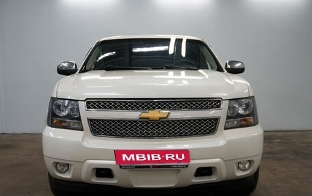 Chevrolet Tahoe III, 2012 год, 2 290 000 рублей, 2 фотография