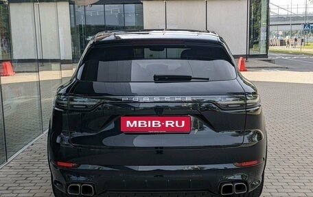 Porsche Cayenne III, 2018 год, 10 650 000 рублей, 4 фотография