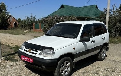 Chevrolet Niva I рестайлинг, 2003 год, 510 000 рублей, 1 фотография