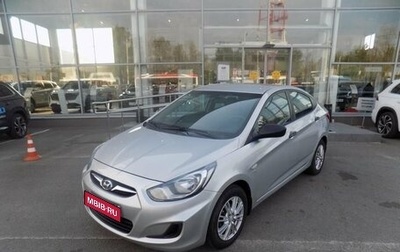 Hyundai Solaris II рестайлинг, 2013 год, 837 000 рублей, 1 фотография