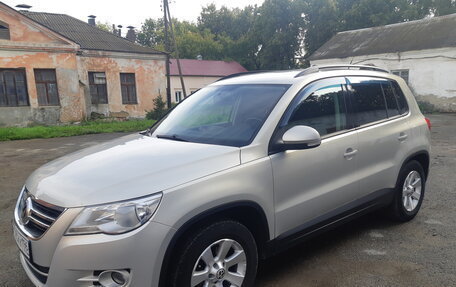 Volkswagen Tiguan I, 2010 год, 1 030 000 рублей, 3 фотография