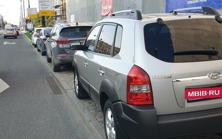 Hyundai Tucson III, 2005 год, 870 000 рублей, 6 фотография