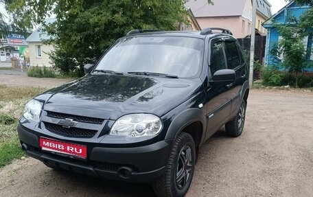 Chevrolet Niva I рестайлинг, 2013 год, 570 000 рублей, 1 фотография